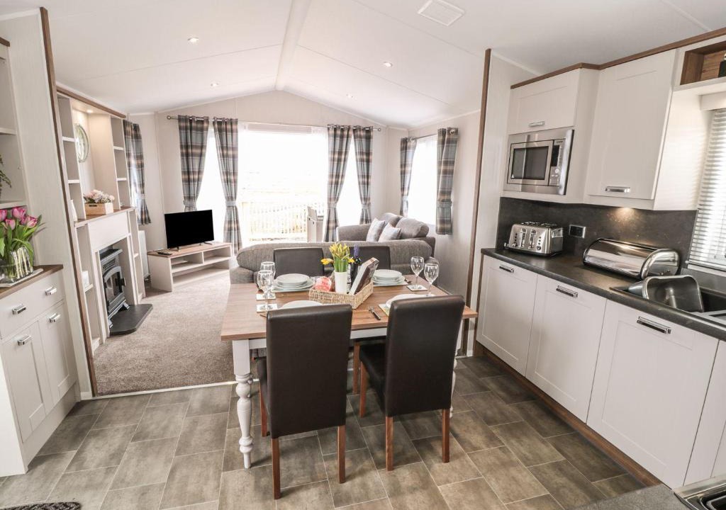 Maple | Runswick Bay