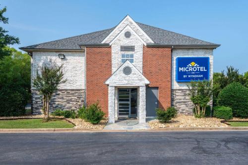 Microtel Inn | Duncan