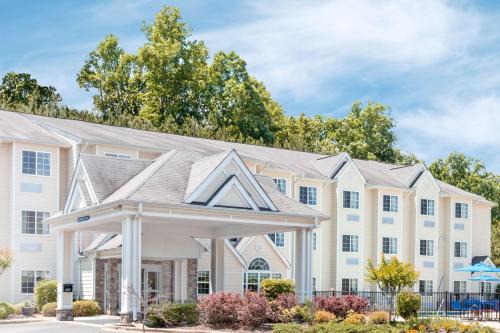 Microtel Inn | New Castle