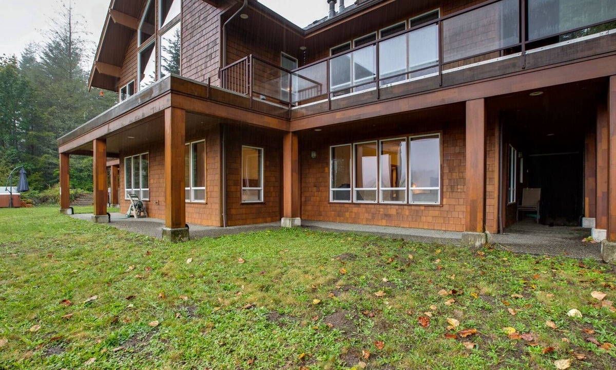 Mt Baker Ensuite | Whatcom County