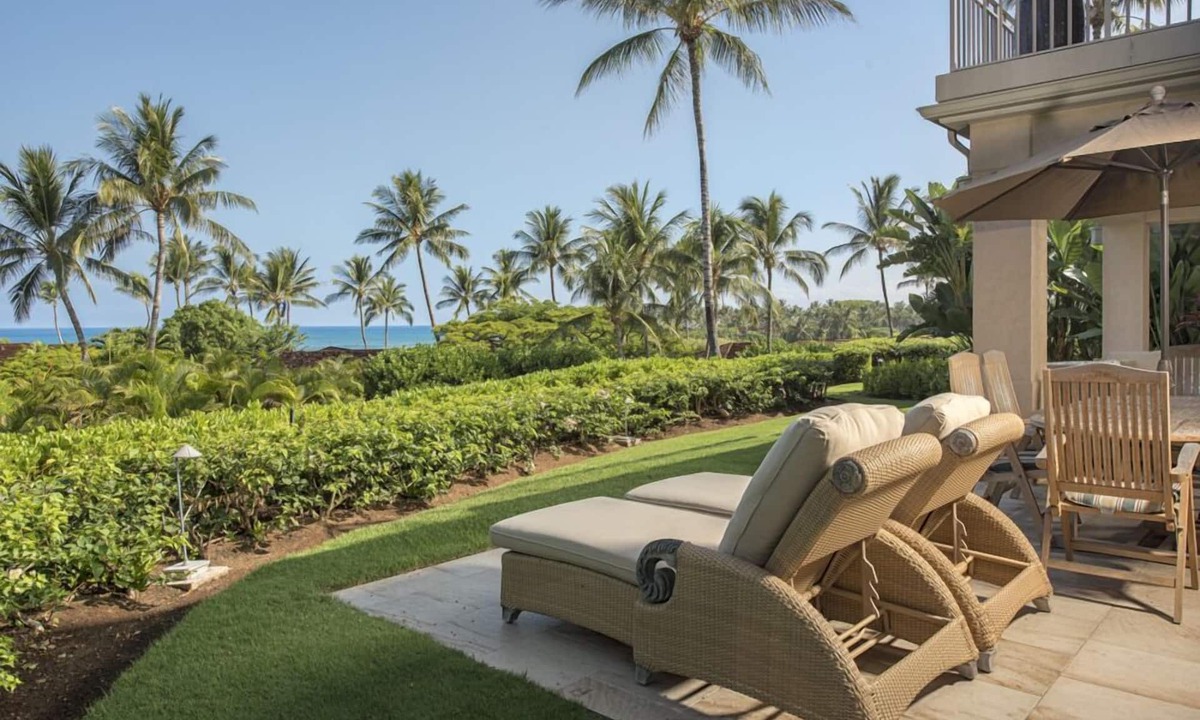 Kailua Bay Resort | Kaupulehu