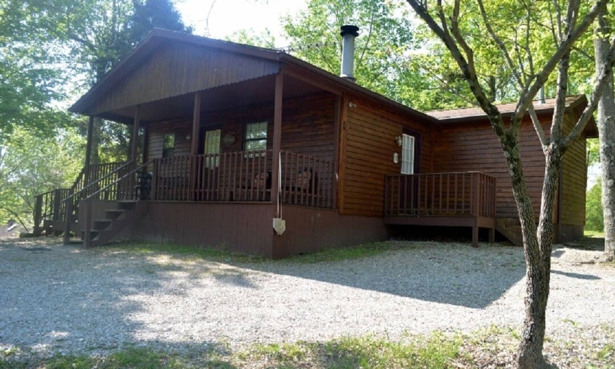 Jacuzzi Patoka Southern Indiana | Eckerty