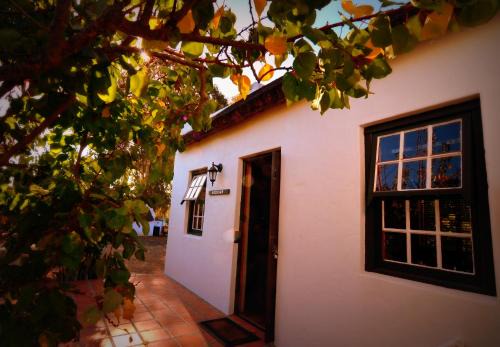 Cottage | McGregor