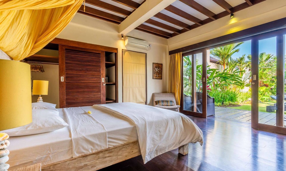 Pristine Villa Yuyu Balian | Suraberata