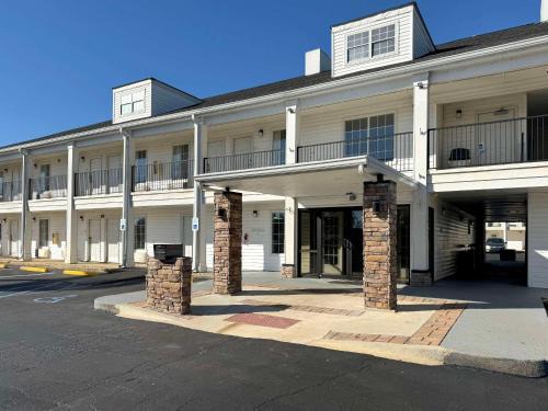 Quality Inn Lagrange | LaGrange