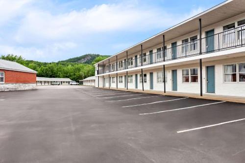 Quality Inn | Gorham