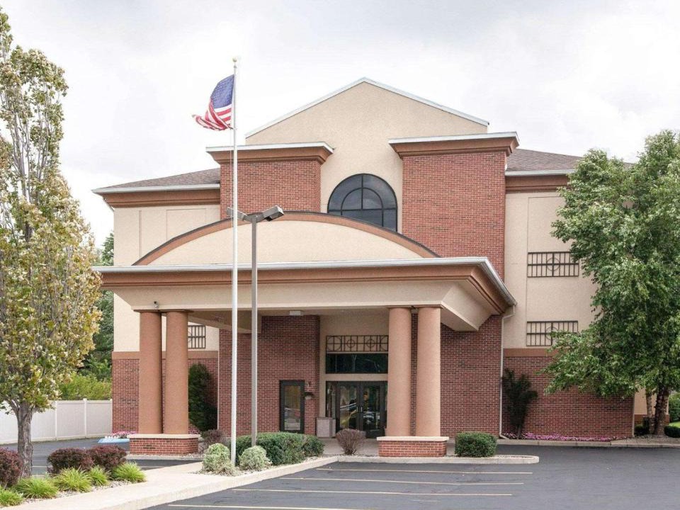 Quality Inn Niles | Niles