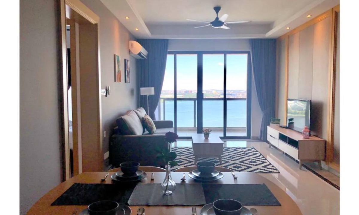 R F Mall Seaview | Central District