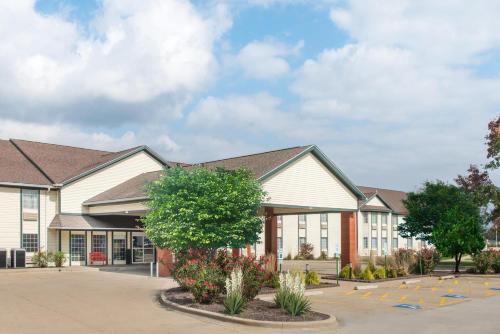 Ramada | Springfield