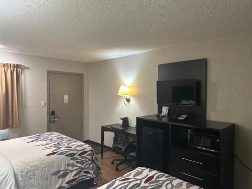 Red Roof Inn Anderson | Anderson