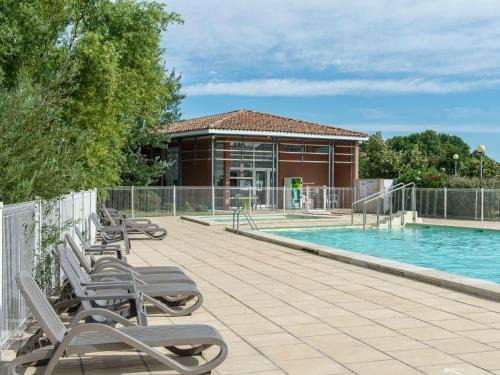 Sun Hols Rives Du Lac | Saint-Saturnin-les-Avignon