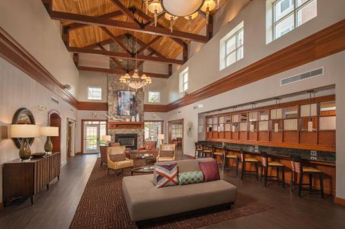 Dulles Airport Inn | Sterling