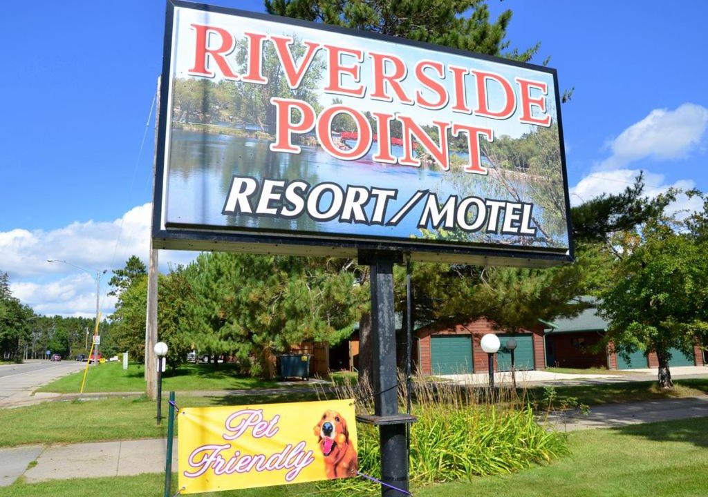 Riverside Point Resort Swim Dine | Park Rapids