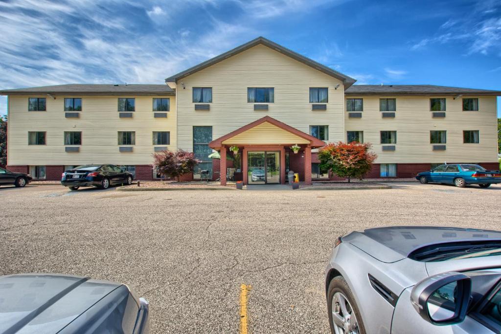 Rodeway Inn | Whitehall