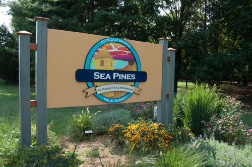 Sea Pines Loft Park Model | Cape May Court House