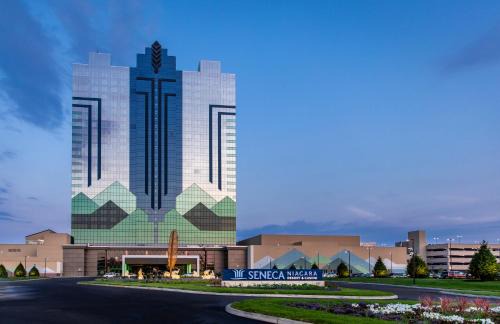 Seneca Niagara Resort Casino | Downtown Niagara Falls