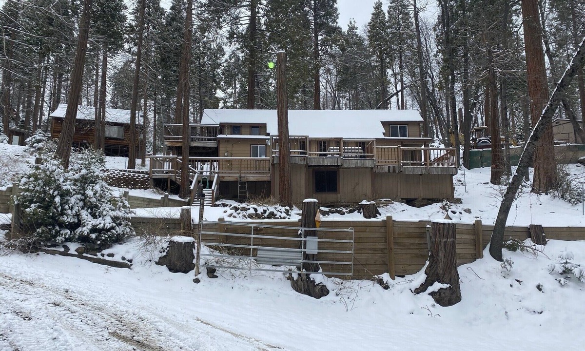 Sequoia National Forest Cabinr | Posey