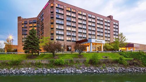 Sheraton Lisle Naperville Hotel | Lisle