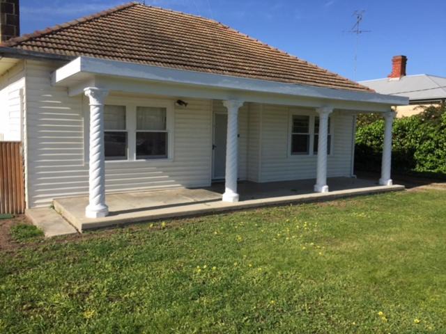 Smith Street Cottage Naracoorte | Naracoorte