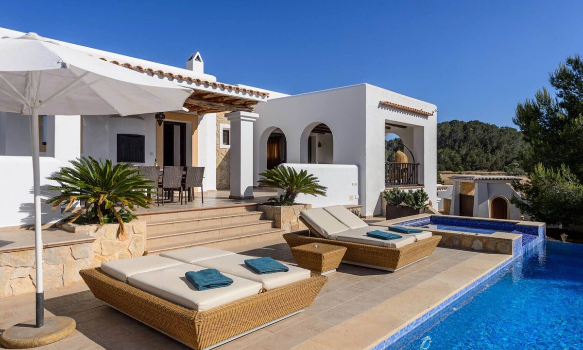 Offer Villa Almond Sea | Cala de Bou