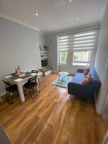 Ladbroke Grove | Notting Hill