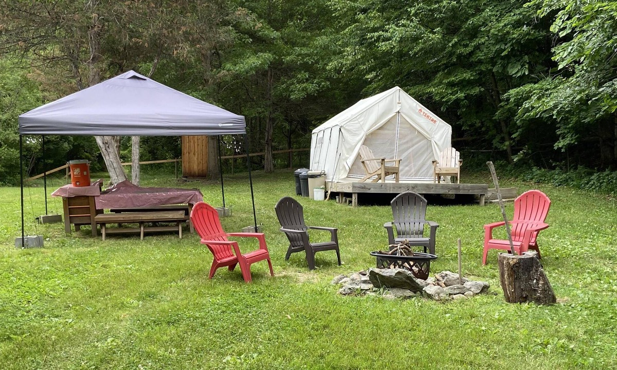 Tentrr Signature Site Honey Pot Farm Pond Paradise | Hollowville
