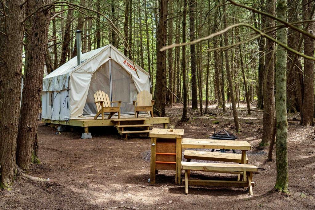 Tentrr Signature Site At The Catskill Retreat Camp | Kauneonga Lake