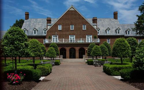 Inn | Norfolk - Virginia Beach