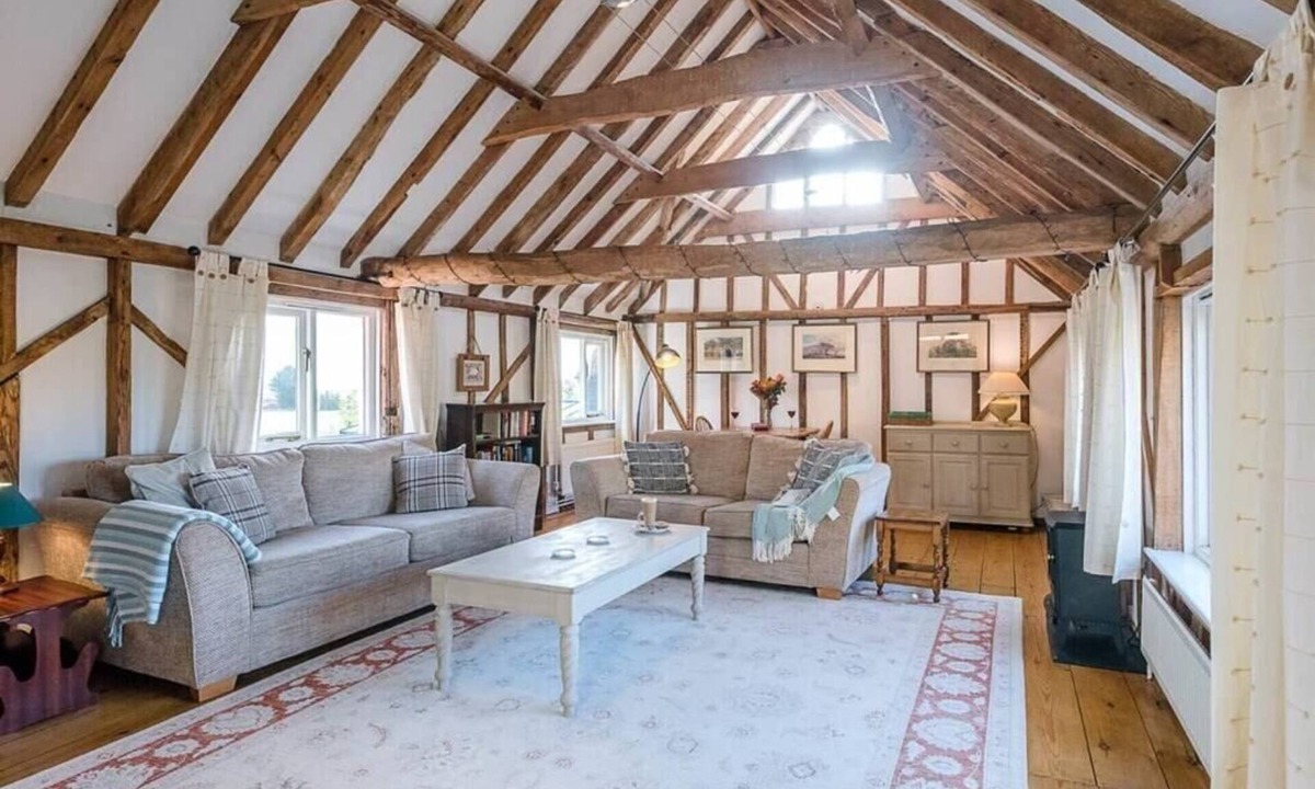 The Hayloft Farm Air Manage Suffolk | Framlingham