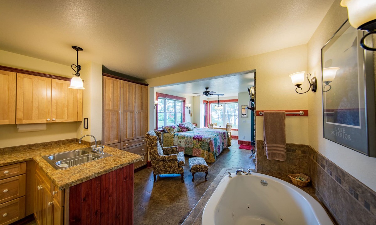 The Inn At Croftville Road Cottages Shore Of Superior | Croftville