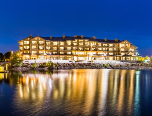 The Lodge At Columbia Point | South Richland