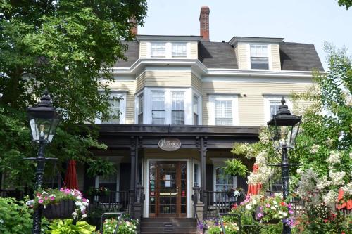 The Peacock Inn Hotel | Princeton