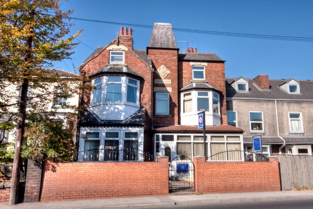 Executive | Pontefract