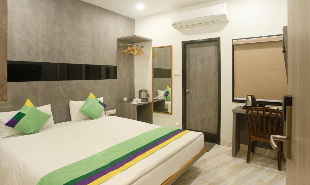Hotel | Surat
