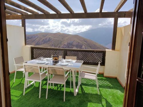 Tuguest Carataunas Alpujarra | Carataunas
