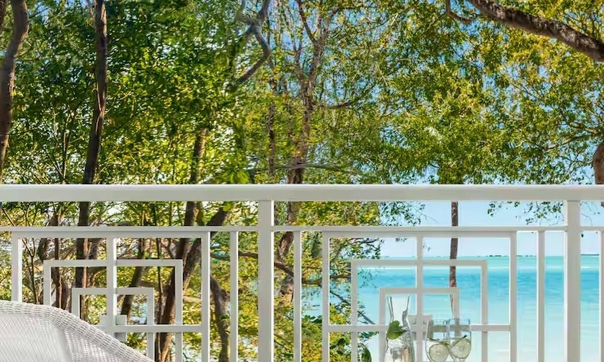 Bakers Resort Jr Largo | Rock Harbor