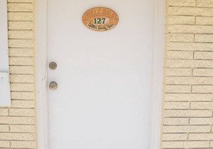 0127) Candy Suite 127