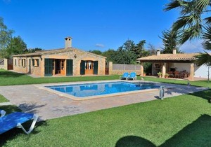 041 Finca Can Roig Gran ET0309 by Mallorca Charme