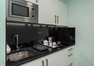 1-bed Garden Apt 2 in character Babosas Village