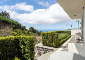 1-bed Garden Apt 2 in character Babosas Village