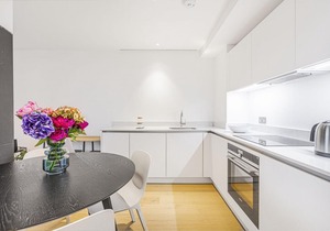 1 Bed with Balcony in Hill House