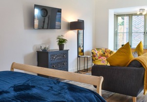 1 bedroom accommodation in Chichester