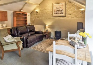 1 bedroom accommodation in Llannon, Llanelli