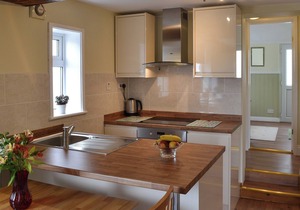 1 bedroom accommodation in Mawgan Porth, near Newquay