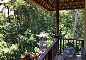 1 BR Suite Room in Sukawati, Balinese Feel and Experience