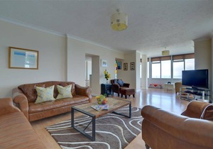 1 Devon Beach Court