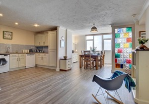1 Devon Beach Court