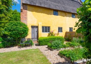 1 New Thatched Cottage