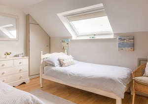 1 TOP VIEW COTTAGES, pet friendly, with open fire in Salcombe