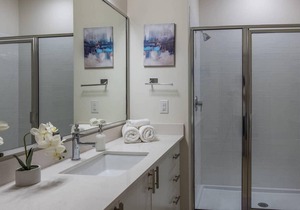 100 m² Apartment ∙ 1 bedroom ∙ 2 guests